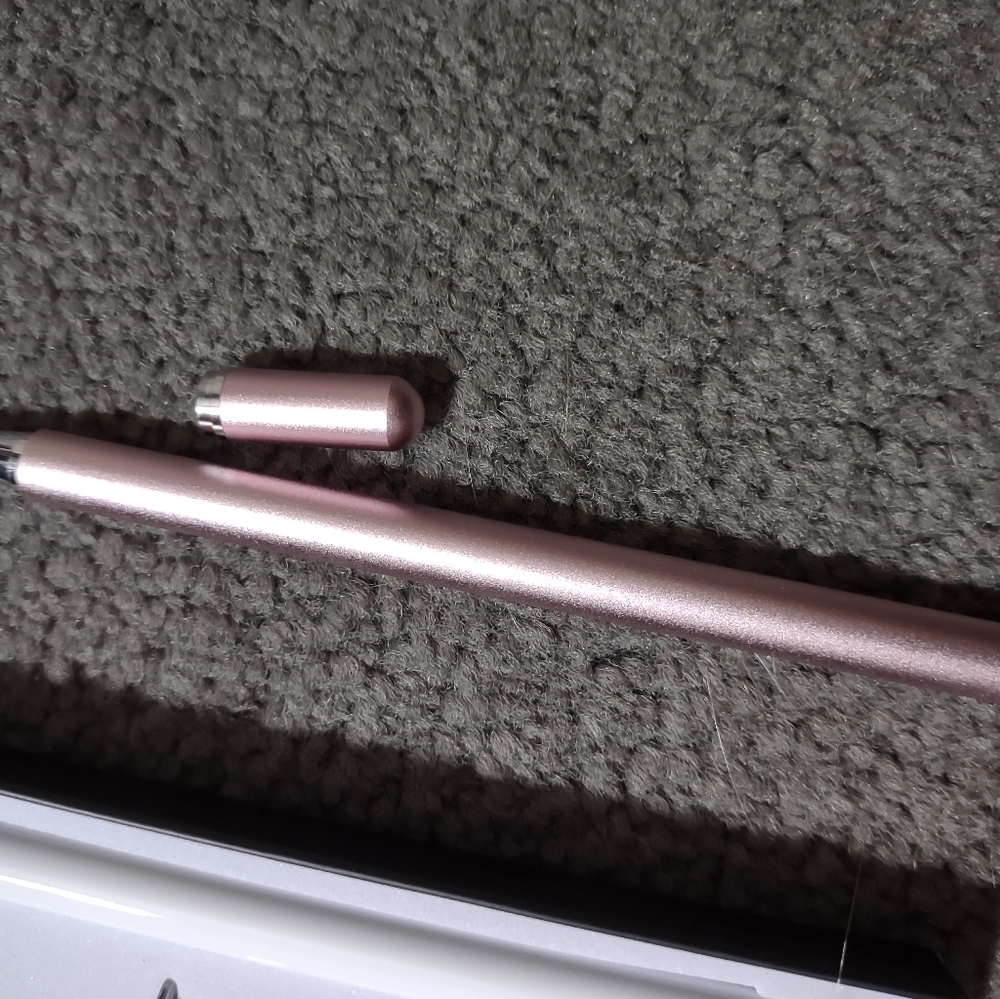 2 Stylus Pens - Picture 6 of 6